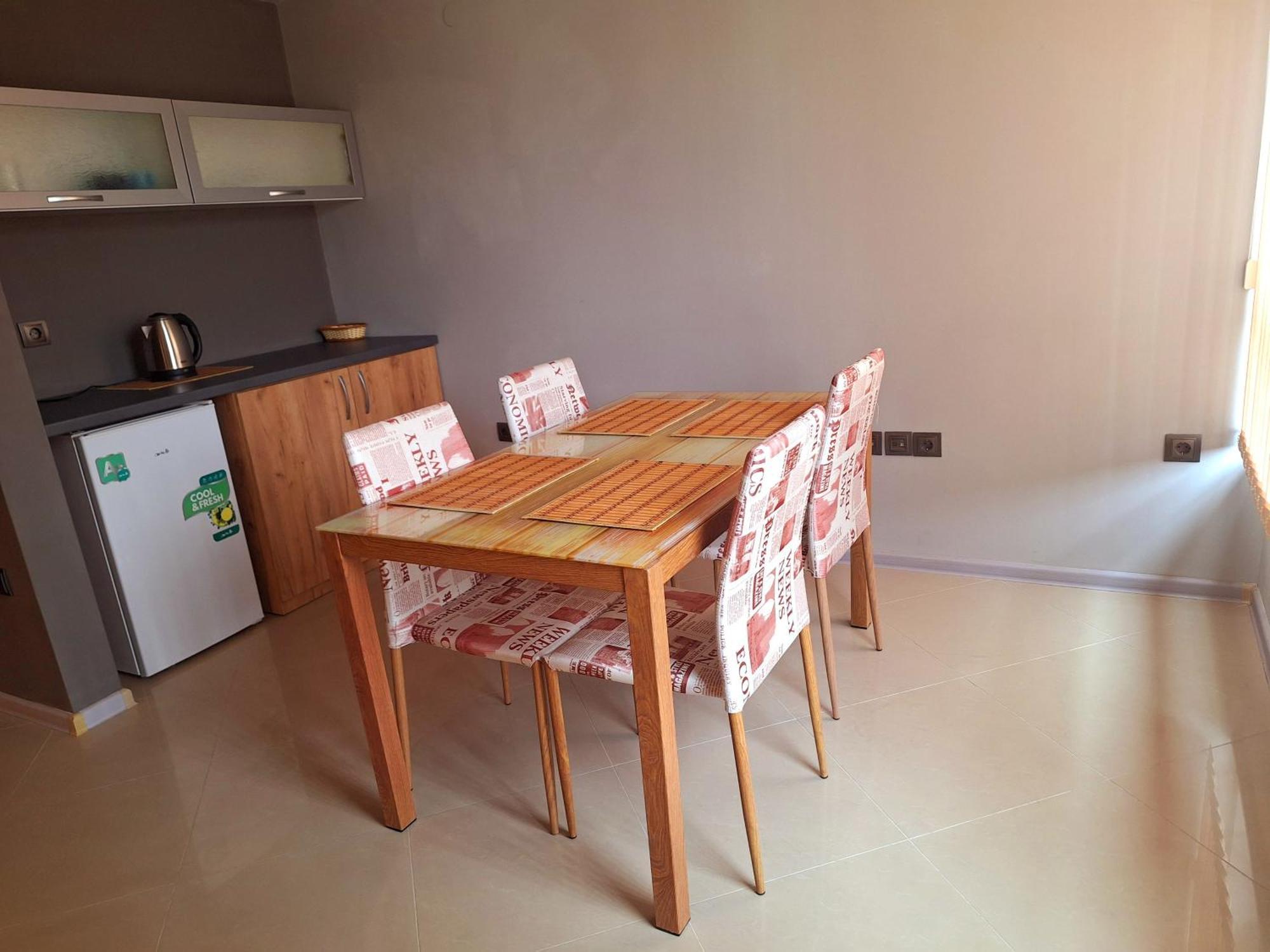 Студия И Стаи За Гости -Жк Пентагон Kŭrdzhali Extérieur photo