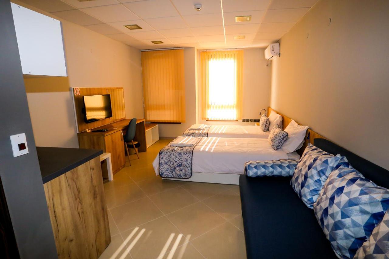 Студия И Стаи За Гости -Жк Пентагон Kŭrdzhali Extérieur photo