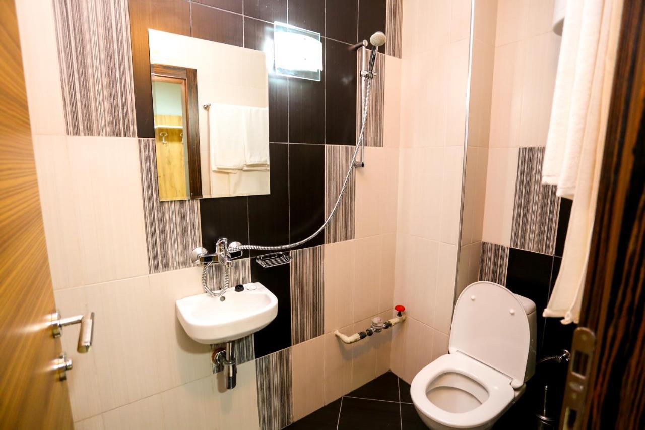 Студия И Стаи За Гости -Жк Пентагон Kŭrdzhali Extérieur photo