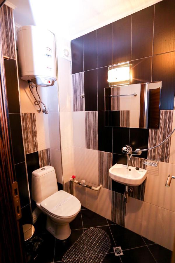 Студия И Стаи За Гости -Жк Пентагон Kŭrdzhali Extérieur photo