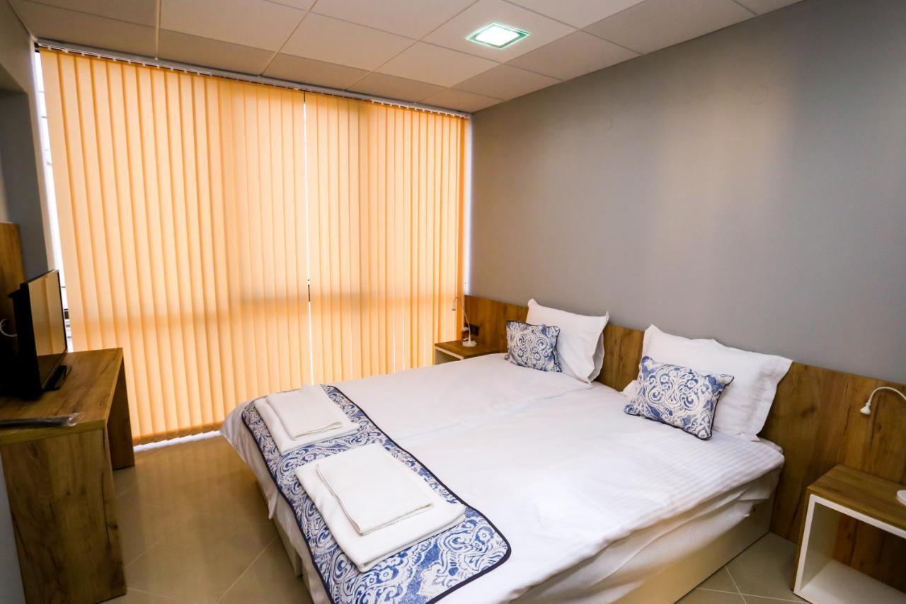 Студия И Стаи За Гости -Жк Пентагон Kŭrdzhali Extérieur photo