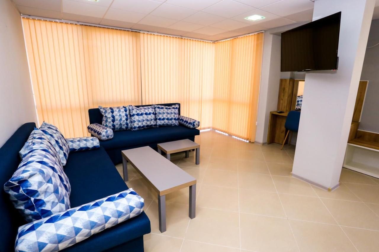 Студия И Стаи За Гости -Жк Пентагон Kŭrdzhali Extérieur photo
